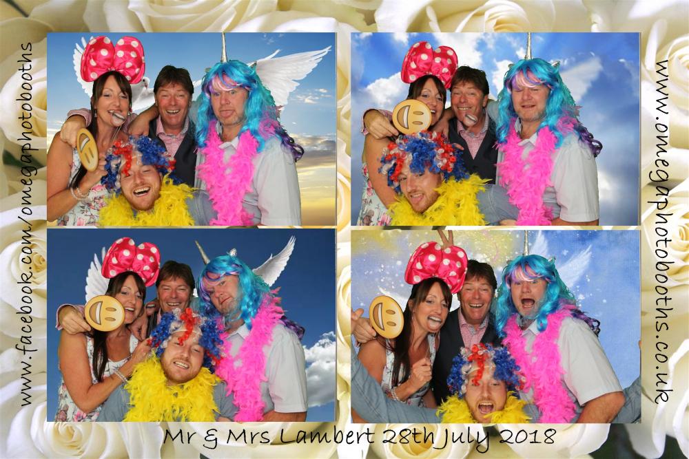 Hannah & Mikes Wedding | View more photos from the event at gallery.omegaphotobooths.co.uk/u/Omega-Photobooths/Hannah-Mikes-Wedding